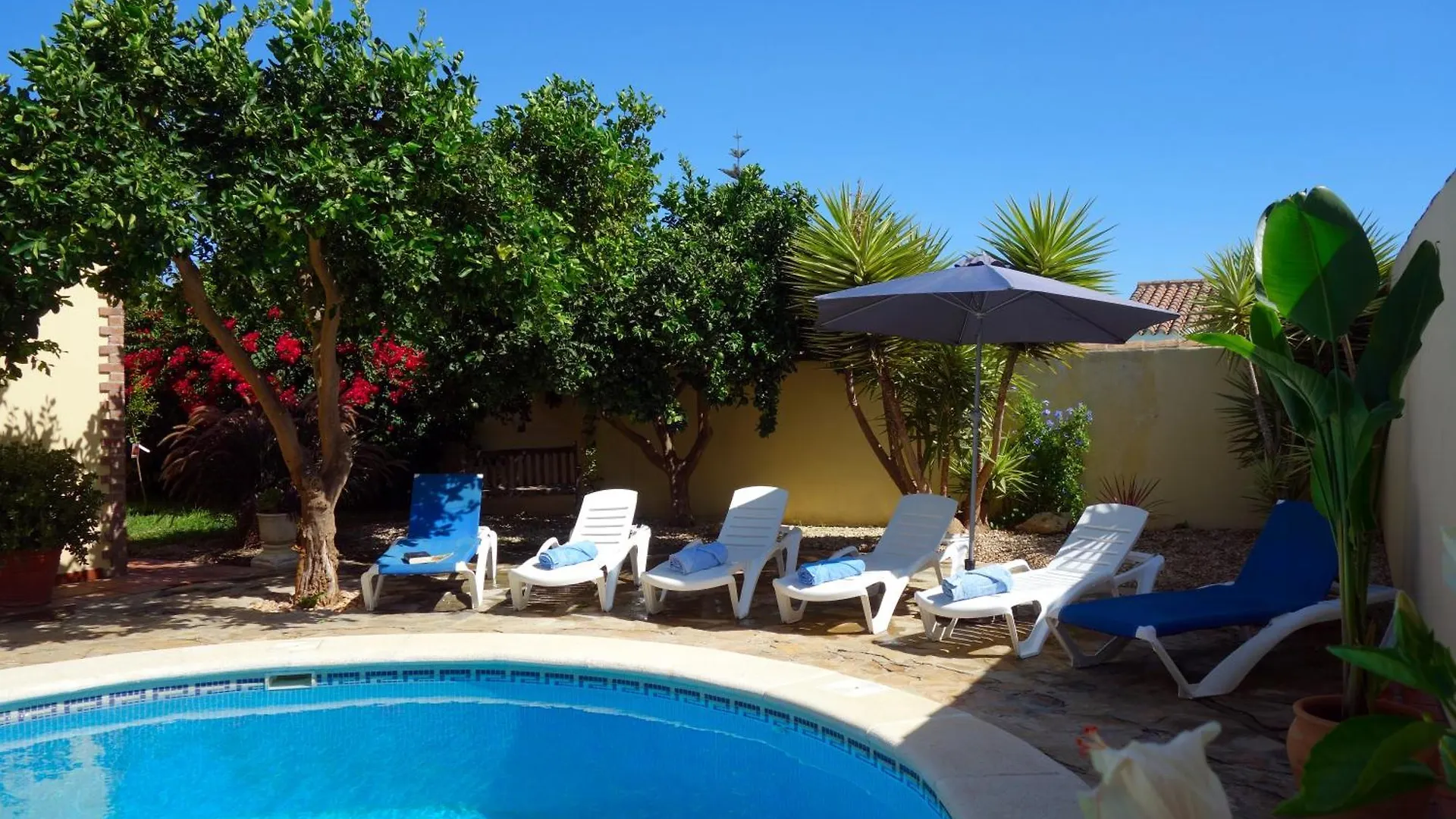 Casa Limon - Ferienhaus - Pool - Klimaanlage - W-Lan 奇克拉纳－德拉弗龙特拉